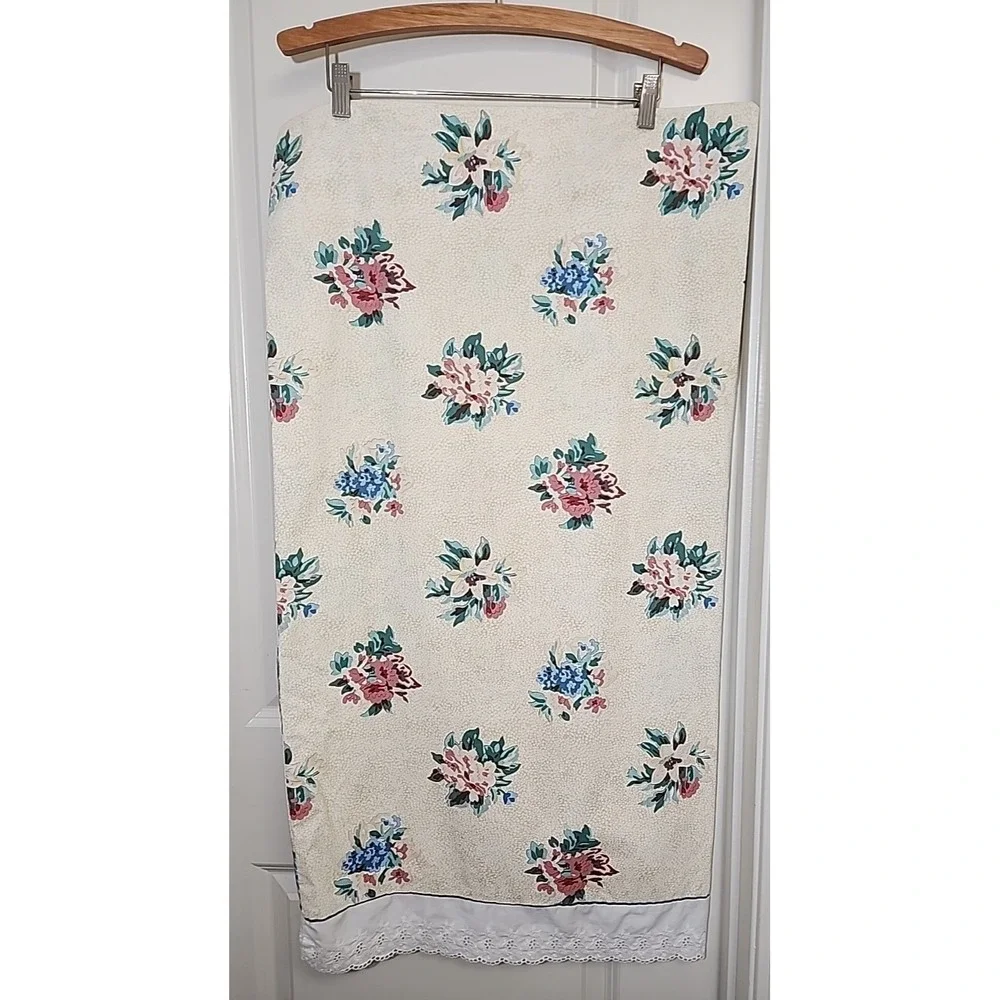 Set 2 Vintage WAMSUTTA Pillowcases King Eyelet‎ FLORAL Supercale Yellow USA 1992
